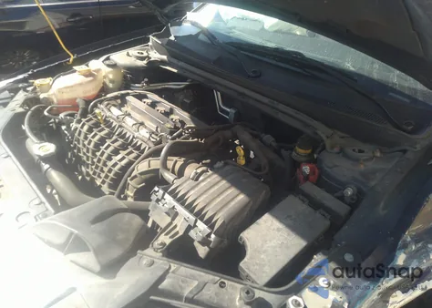 2014 Chrysler 200 Lx z USA, uszkodzony, nr VIN 1C3CCBAB1EN206667